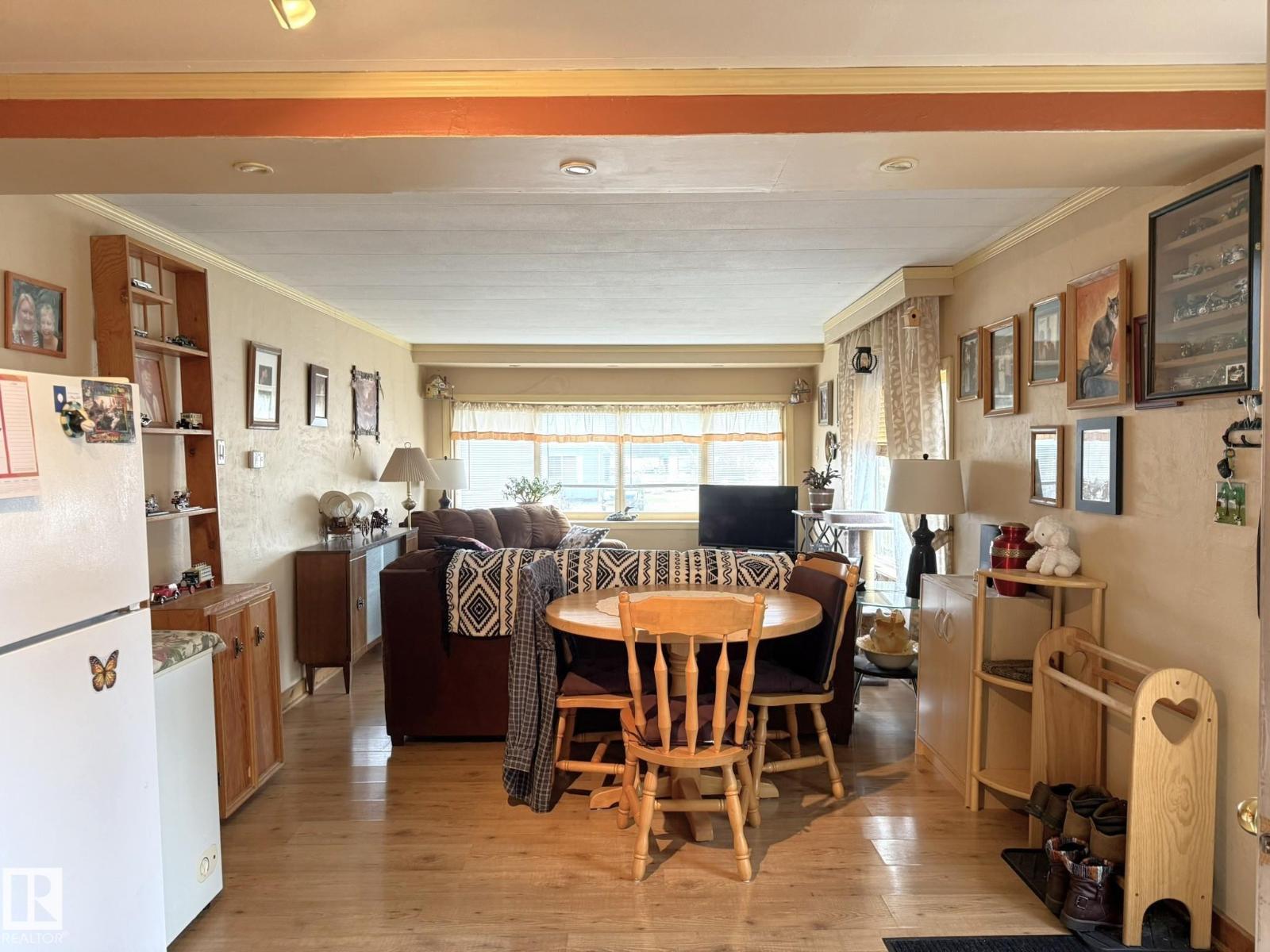 4704 55 Av, Warburg, Alberta  T0C 2T0 - Photo 5 - E4483834