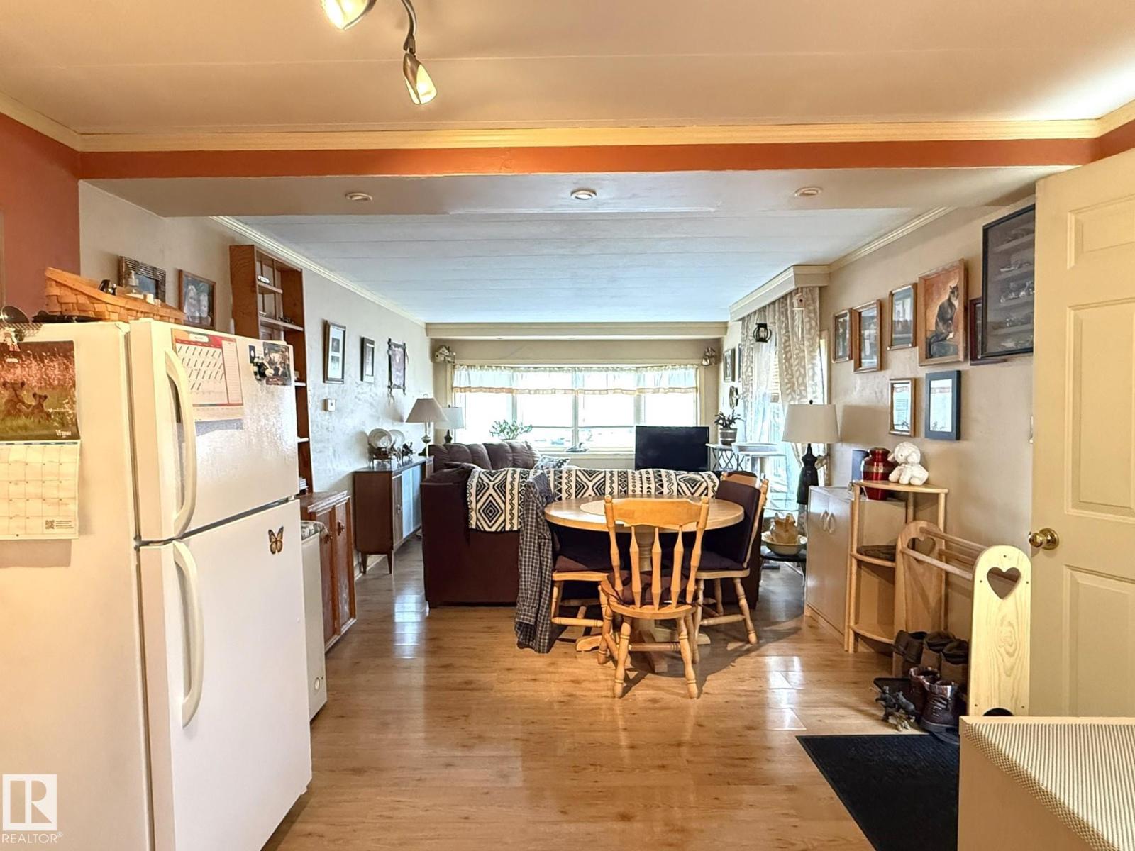 4704 55 Av, Warburg, Alberta  T0C 2T0 - Photo 9 - E4483834