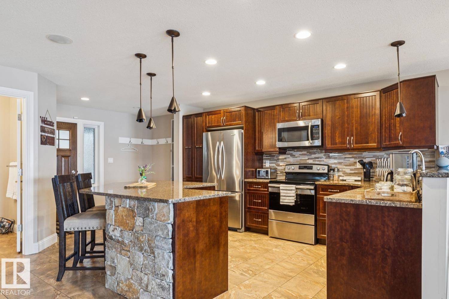 14 Spruce Rd, Rural Lac Ste. Anne County, Alberta  T0E 0X0 - Photo 15 - E4483888