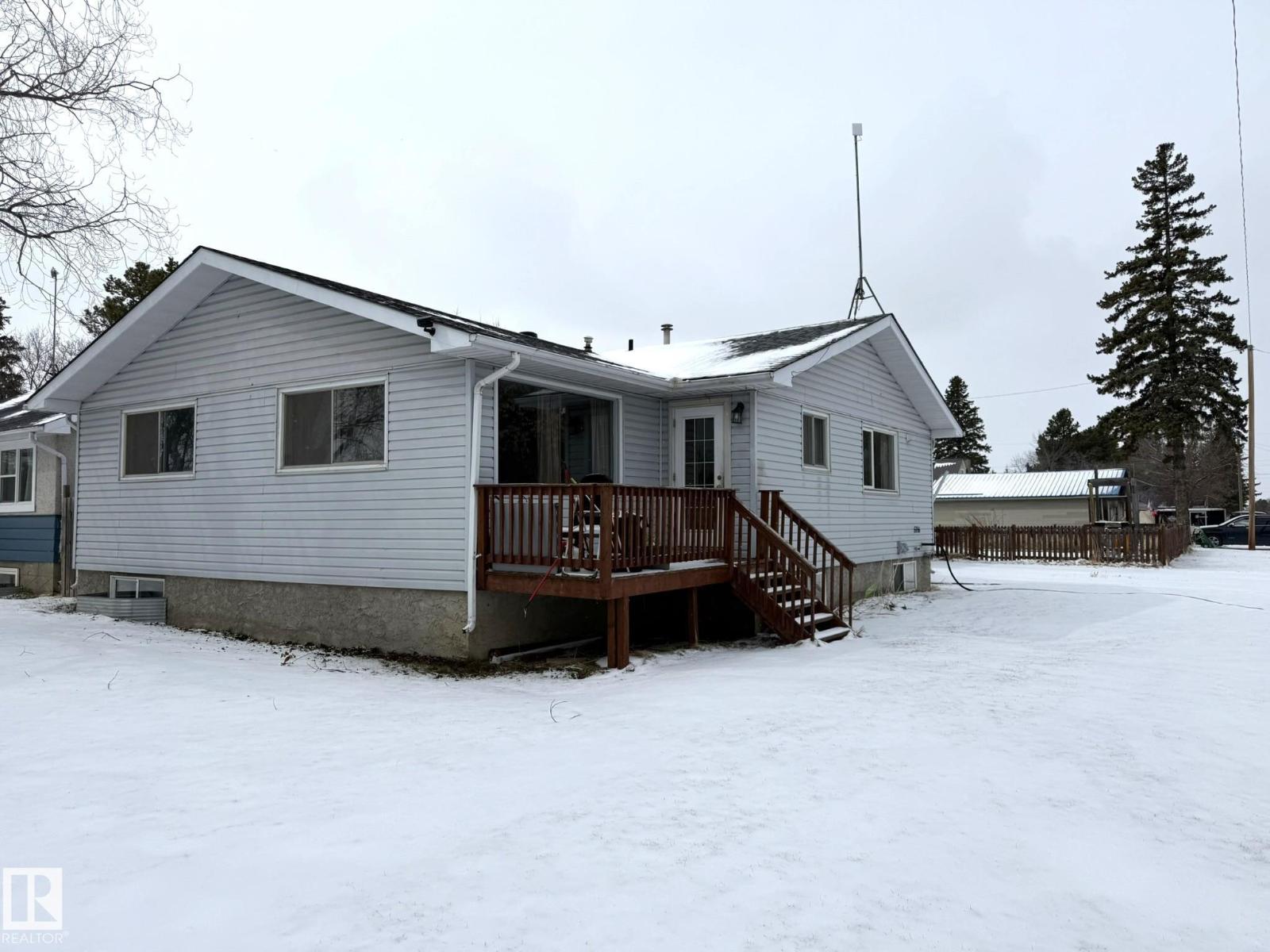 5116 48 St, Warburg, Alberta  T0C 2T0 - Photo 1 - E4484313