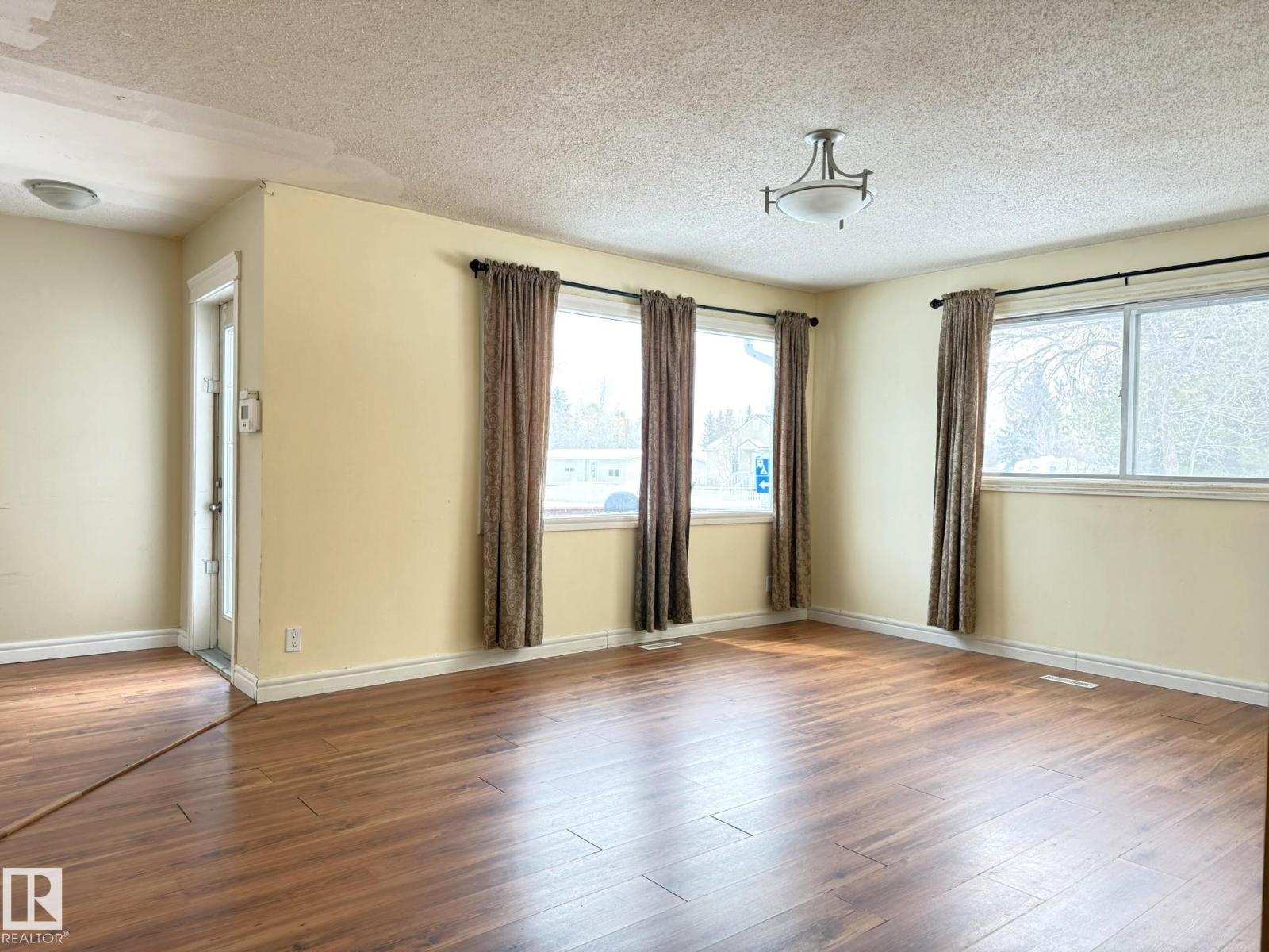 5116 48 St, Warburg, Alberta  T0C 2T0 - Photo 7 - E4484313