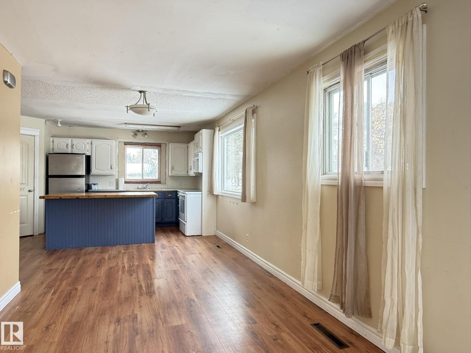 5116 48 St, Warburg, Alberta  T0C 2T0 - Photo 8 - E4484313