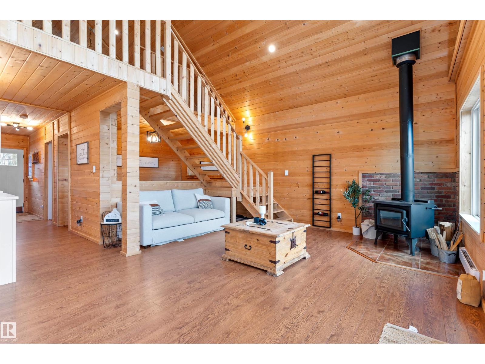 51 Lakeshore Dr, Rural Lac Ste. Anne County, Alberta  T0E 1V0 - Photo 14 - E4484439