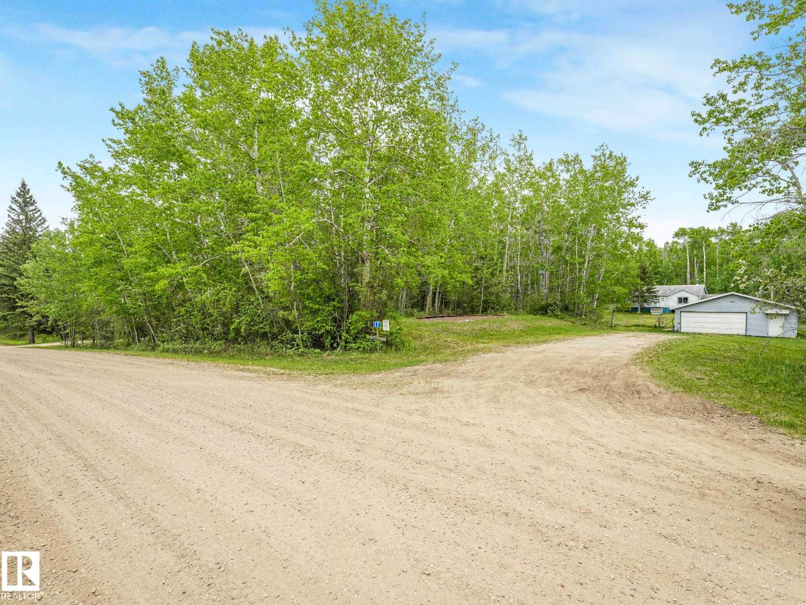 #17 2120 Twp Road 565, Rural Lac Ste. Anne County, Alberta  T0E 1V0 - Photo 8 - E4484619