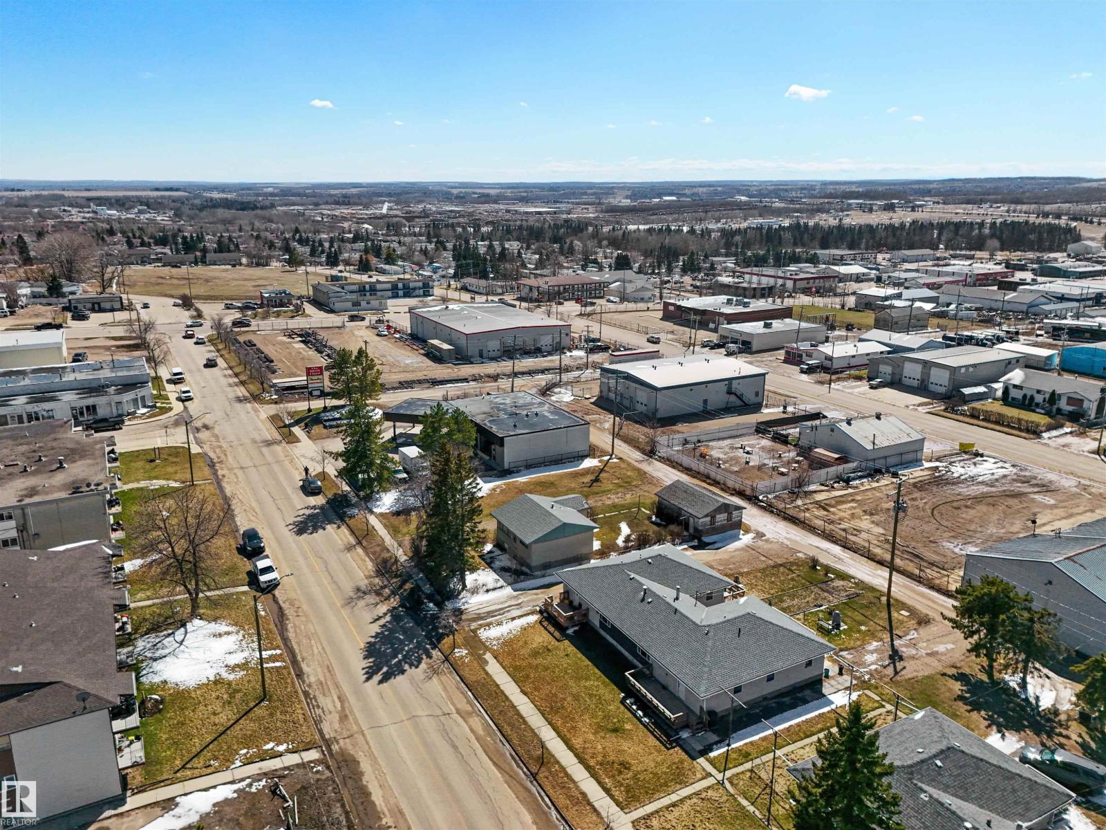 5124 53 St, Drayton Valley, Alberta  T7A 1R1 - Photo 10 - E4484657