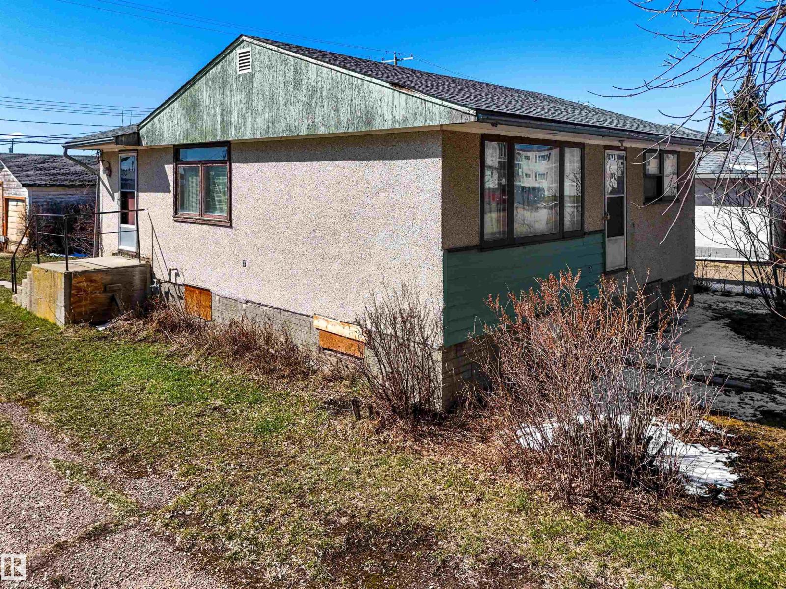 5124 53 St, Drayton Valley, Alberta  T7A 1R1 - Photo 7 - E4484657