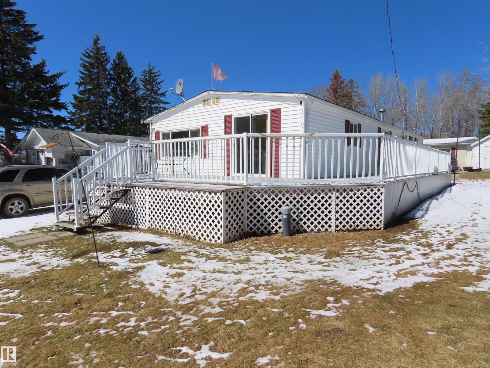 98 Lakeview Dr, Rural Lac Ste. Anne County, Alberta  T0E 1N0 - Photo 1 - E4484676