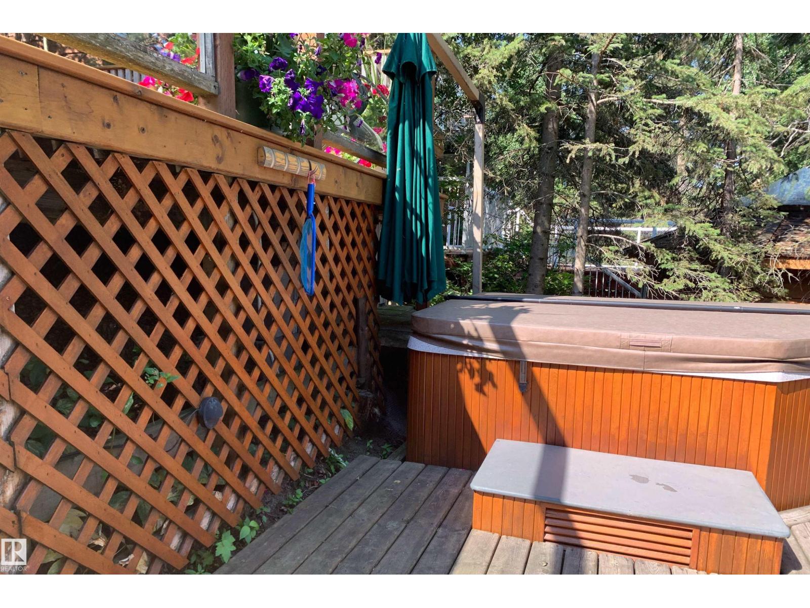 85 Poplar Bay, Rural Wetaskiwin County, Alberta  T0C 1X0 - Photo 4 - E4484734