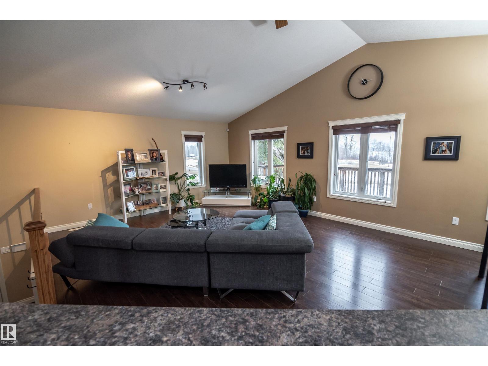 #424 53414 Rge Road 62, Rural Lac Ste. Anne County, Alberta  T0E 1H0 - Photo 40 - E4484749