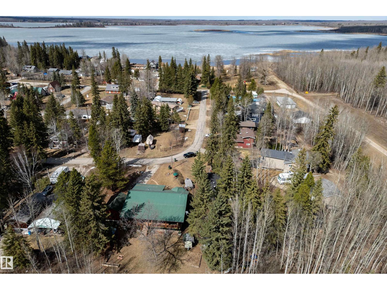 1411 Park Cr, Rural Lac Ste. Anne County, Alberta  T0E 0A2 - Photo 48 - E4485052