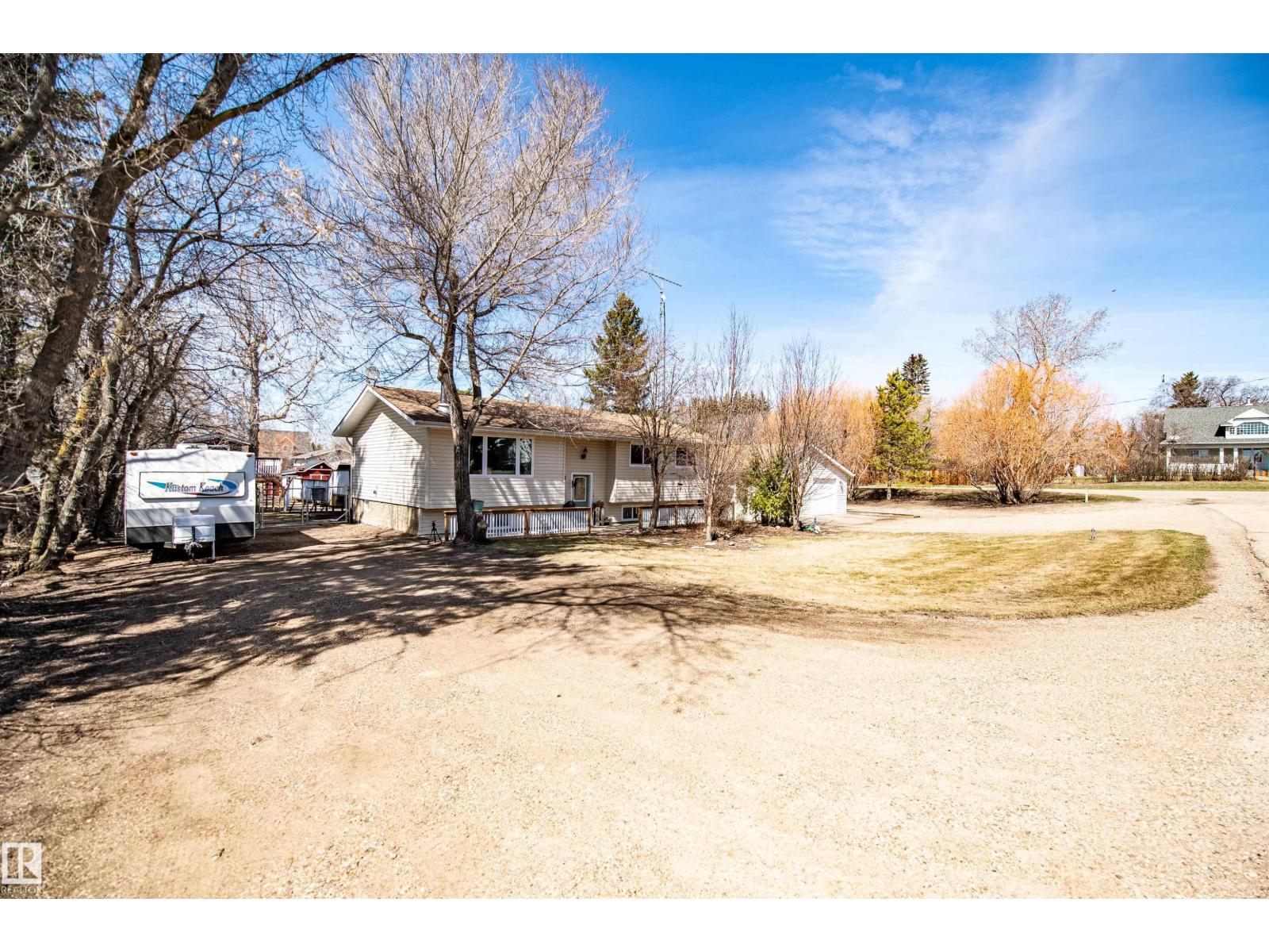 8 Macrae St, Erskine, Alberta  T0C 1G0 - Photo 12 - E4485193