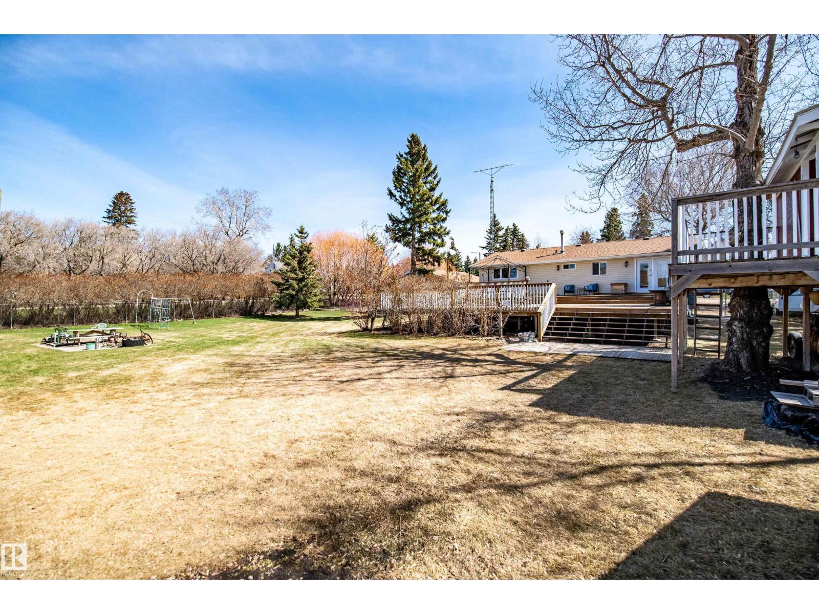 8 Macrae St, Erskine, Alberta  T0C 1G0 - Photo 24 - E4485193