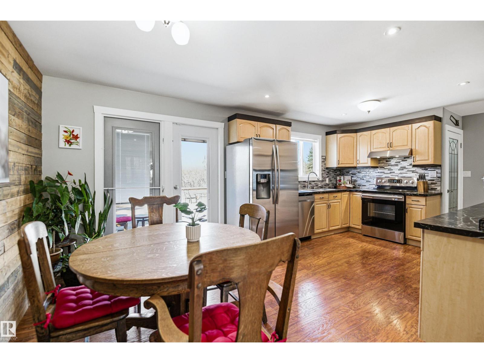 8 Macrae St, Erskine, Alberta  T0C 1G0 - Photo 34 - E4485193