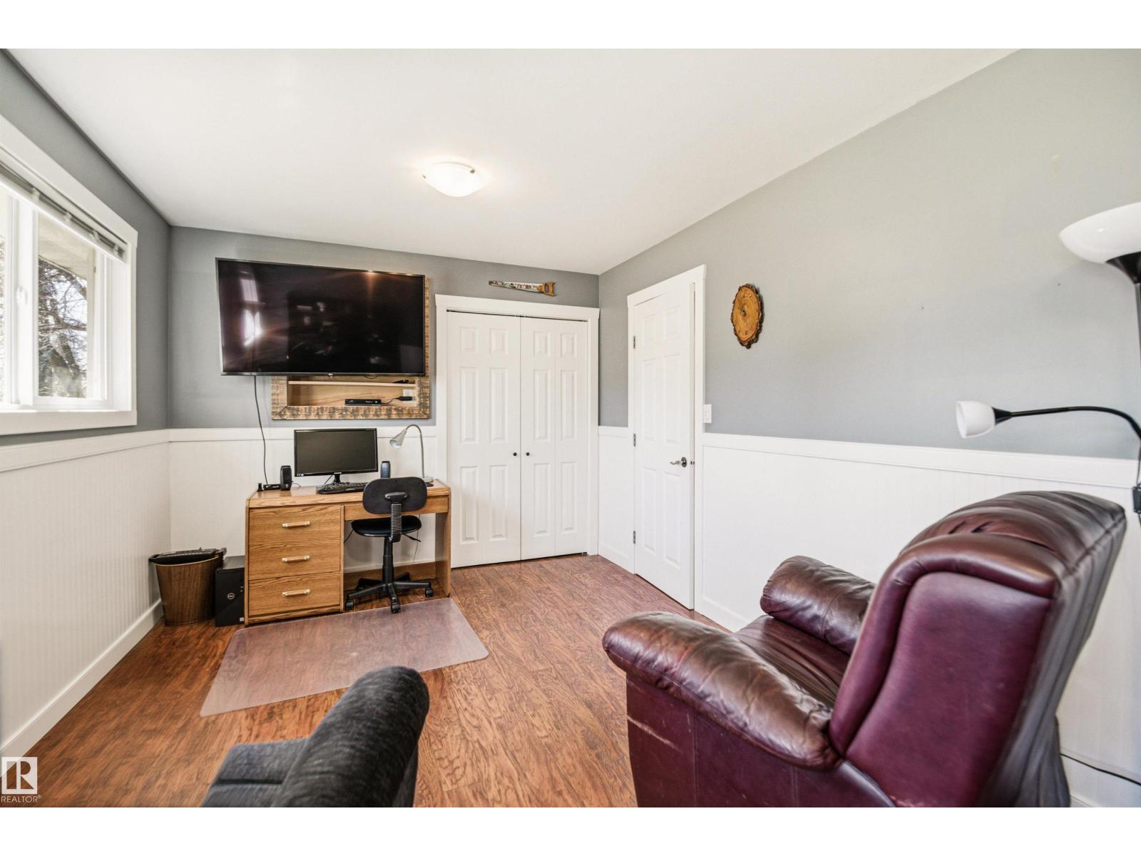 8 Macrae St, Erskine, Alberta  T0C 1G0 - Photo 46 - E4485193