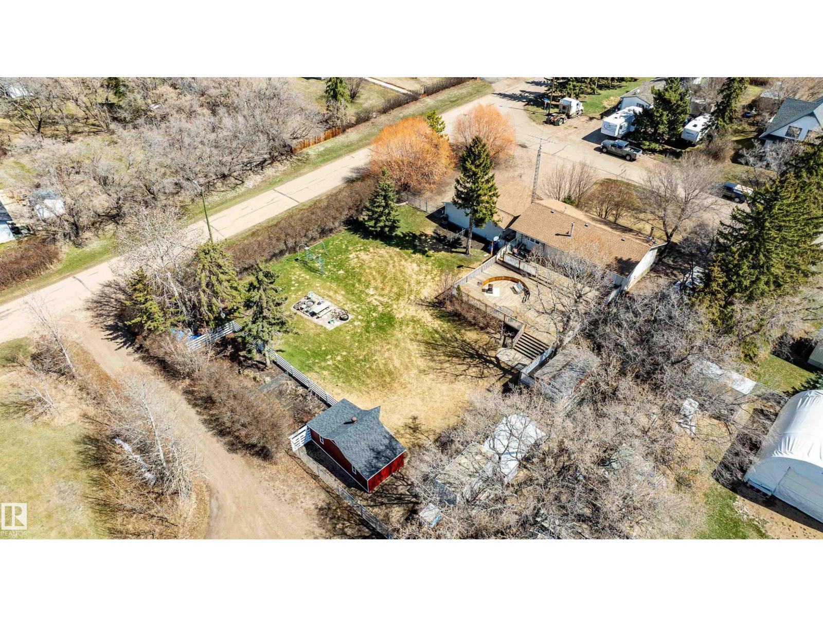 8 Macrae St, Erskine, Alberta  T0C 1G0 - Photo 5 - E4485193