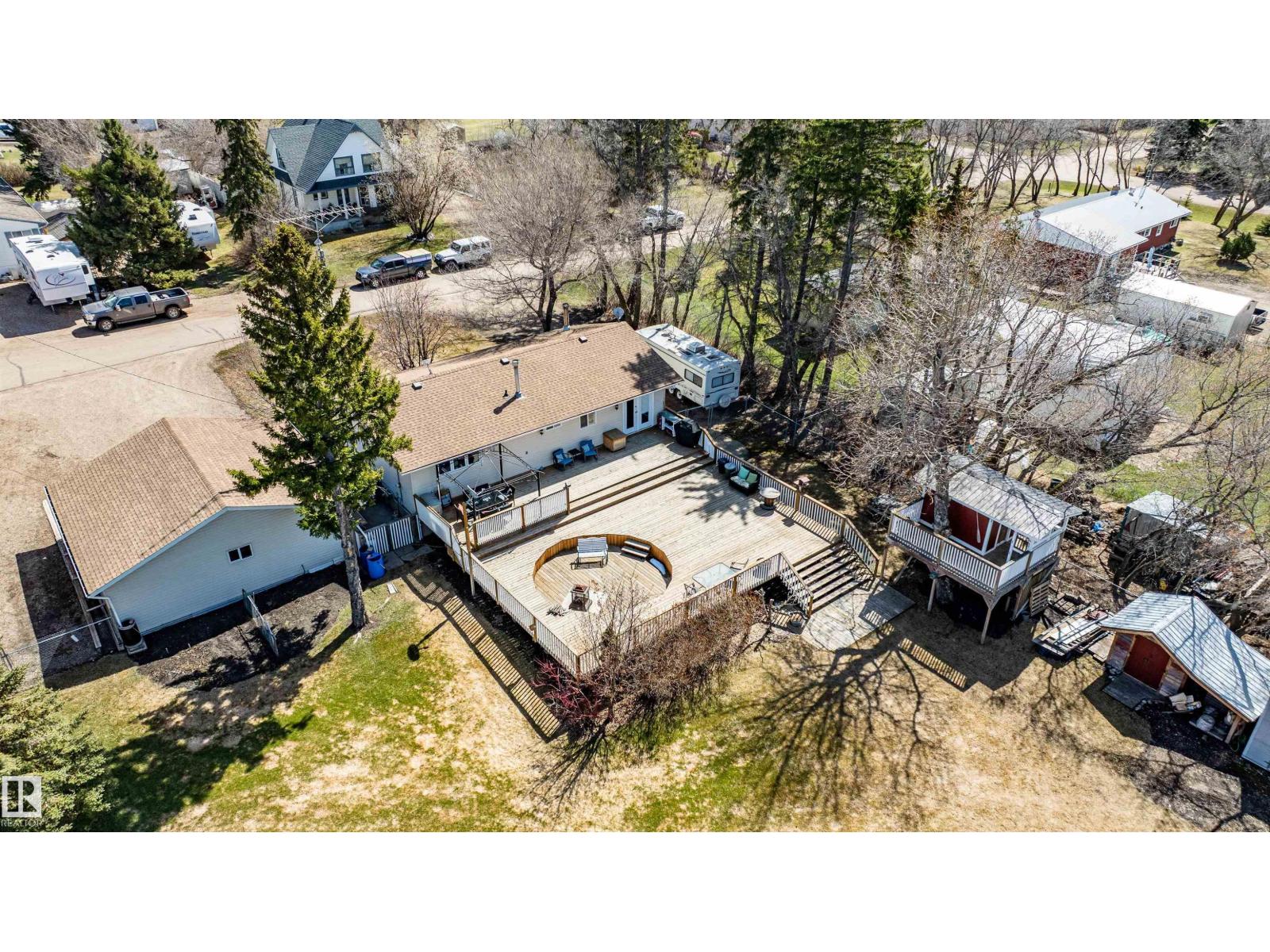 8 Macrae St, Erskine, Alberta  T0C 1G0 - Photo 6 - E4485193
