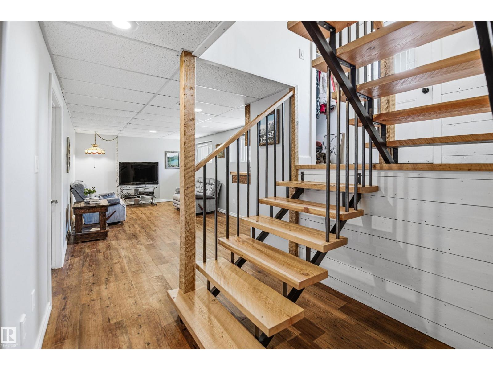 8 Macrae St, Erskine, Alberta  T0C 1G0 - Photo 67 - E4485193