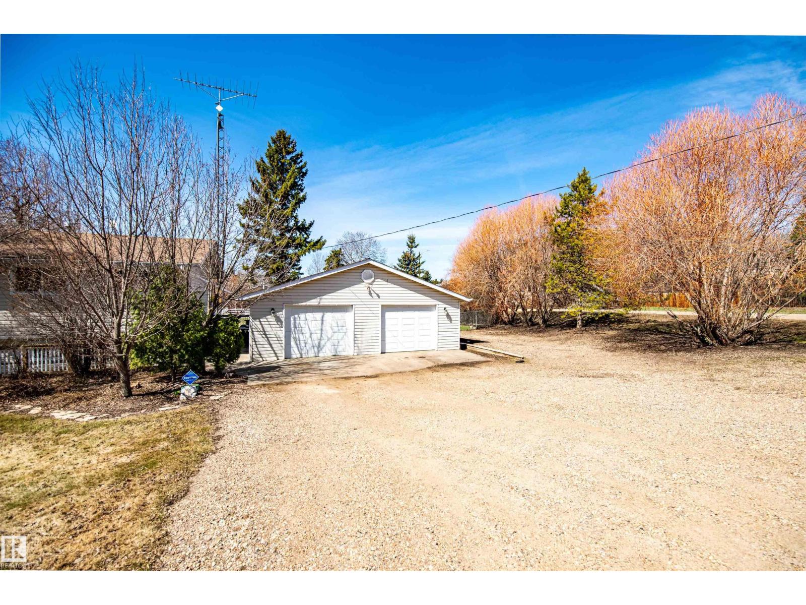 8 Macrae St, Erskine, Alberta  T0C 1G0 - Photo 72 - E4485193