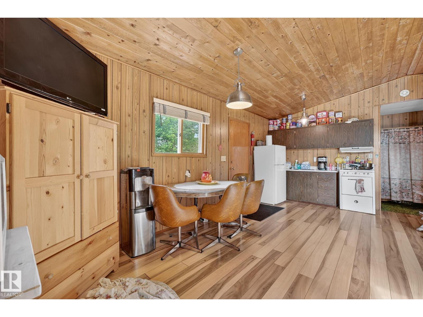 Unknown Address, ,    - Photo 11 - E4485217