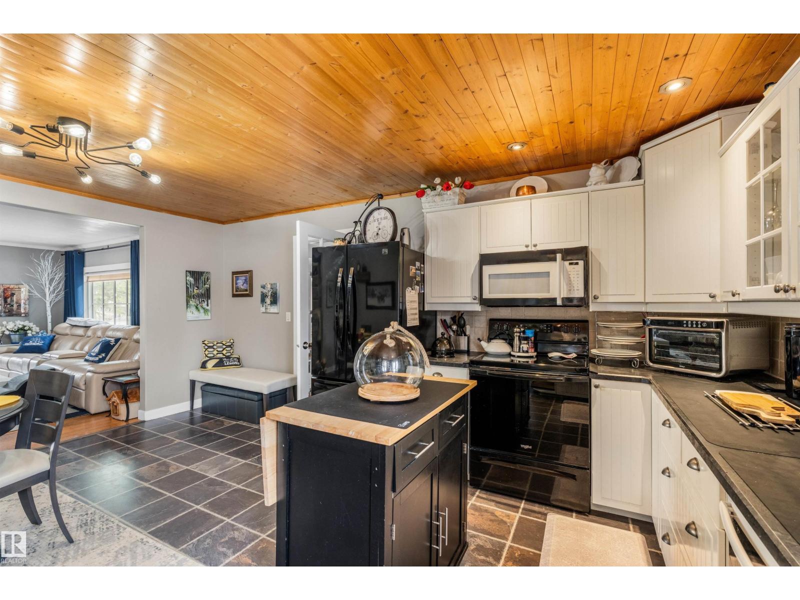 6317 49 St, Rural Wetaskiwin County, Alberta  T0C 2C0 - Photo 18 - E4485677