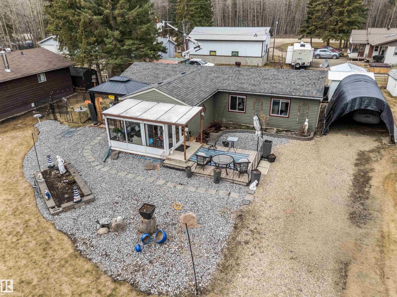 6317 49 St, Rural Wetaskiwin County, Alberta  T0C 2C0 - Photo 2 - E4485677