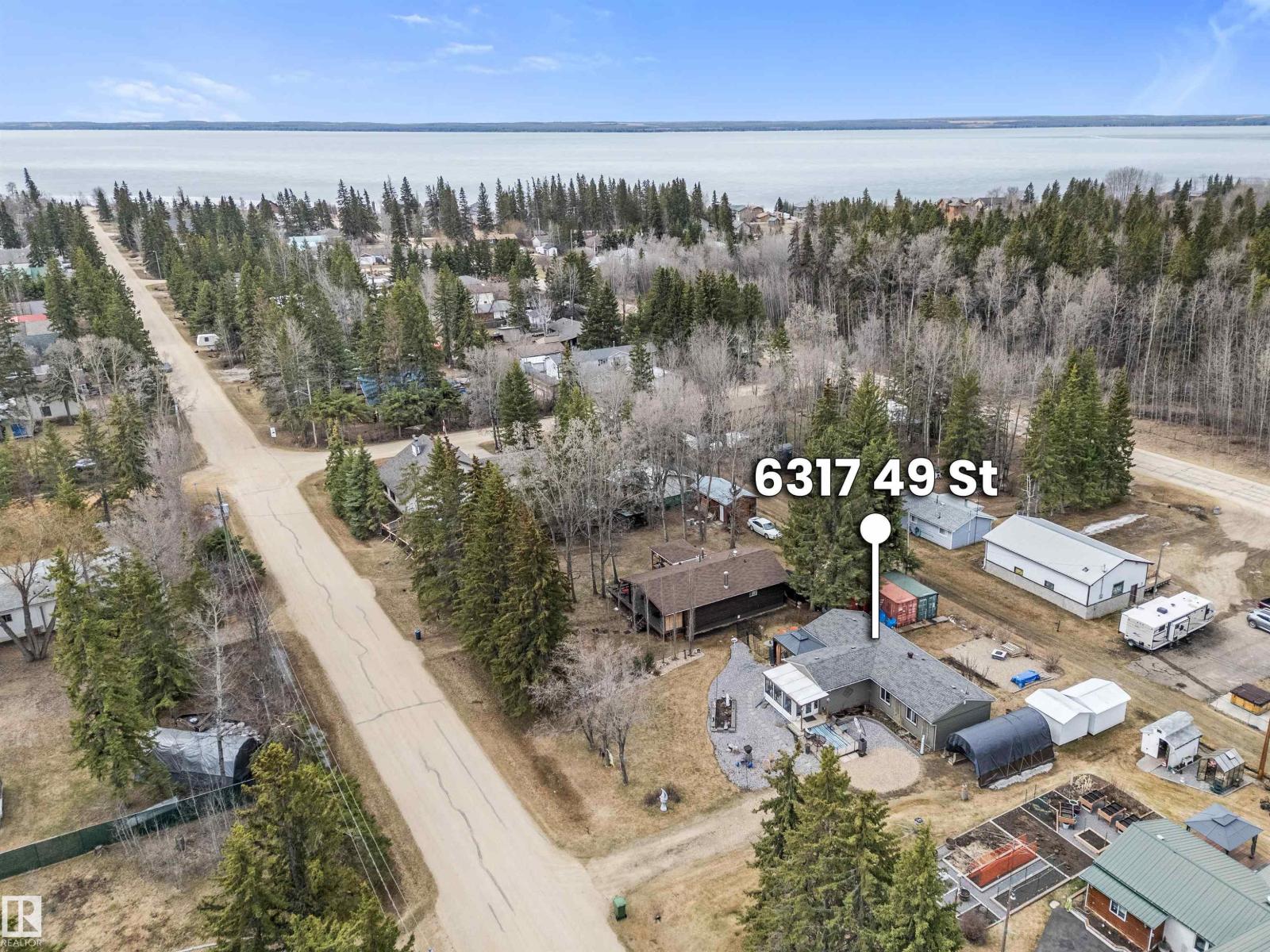 6317 49 St, Rural Wetaskiwin County, Alberta  T0C 2C0 - Photo 5 - E4485677