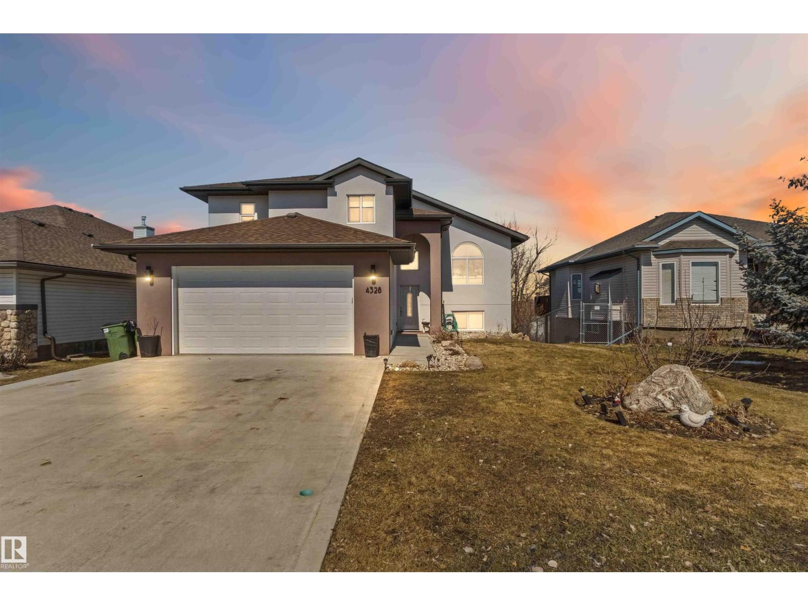 4328 48a Ave, Onoway, Alberta  T0E 1V0 - Photo 3 - E4485867