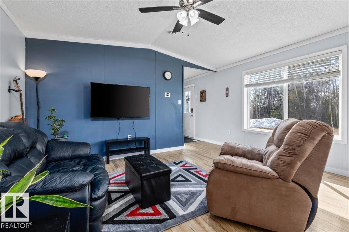 5112 50 St, Onoway, Alberta  T0E 1V0 - Photo 6 - E4486023