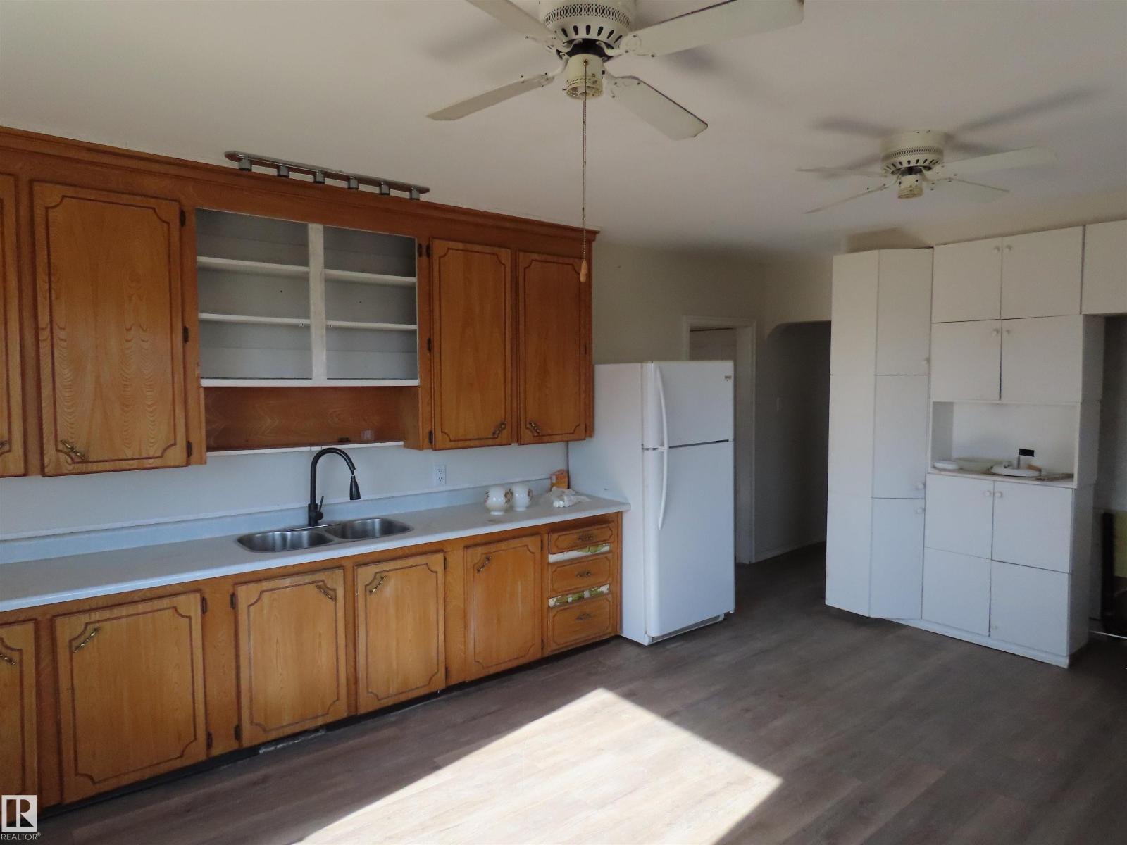 4928 51 Av, Sangudo, Alberta  T0E 2A0 - Photo 12 - E4486028