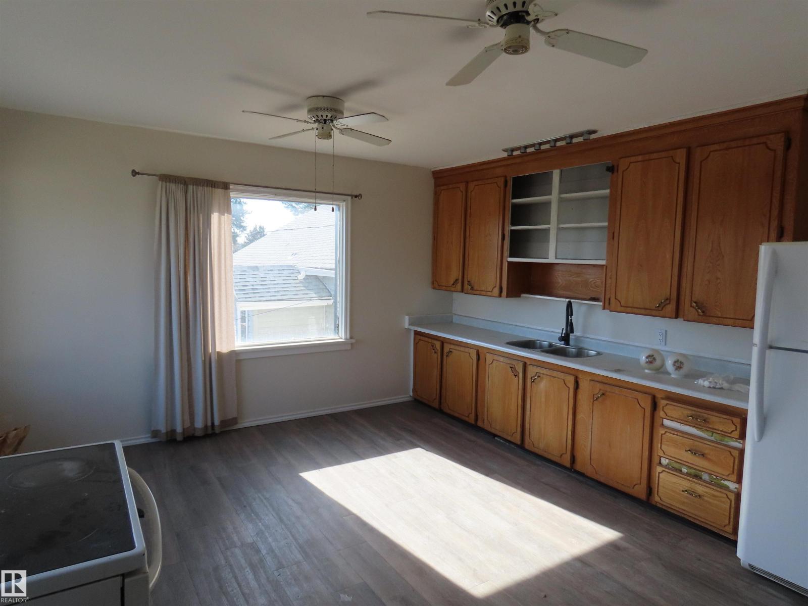 4928 51 Av, Sangudo, Alberta  T0E 2A0 - Photo 13 - E4486028