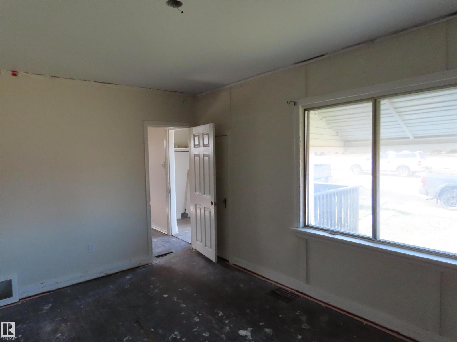 4928 51 Av, Sangudo, Alberta  T0E 2A0 - Photo 8 - E4486028