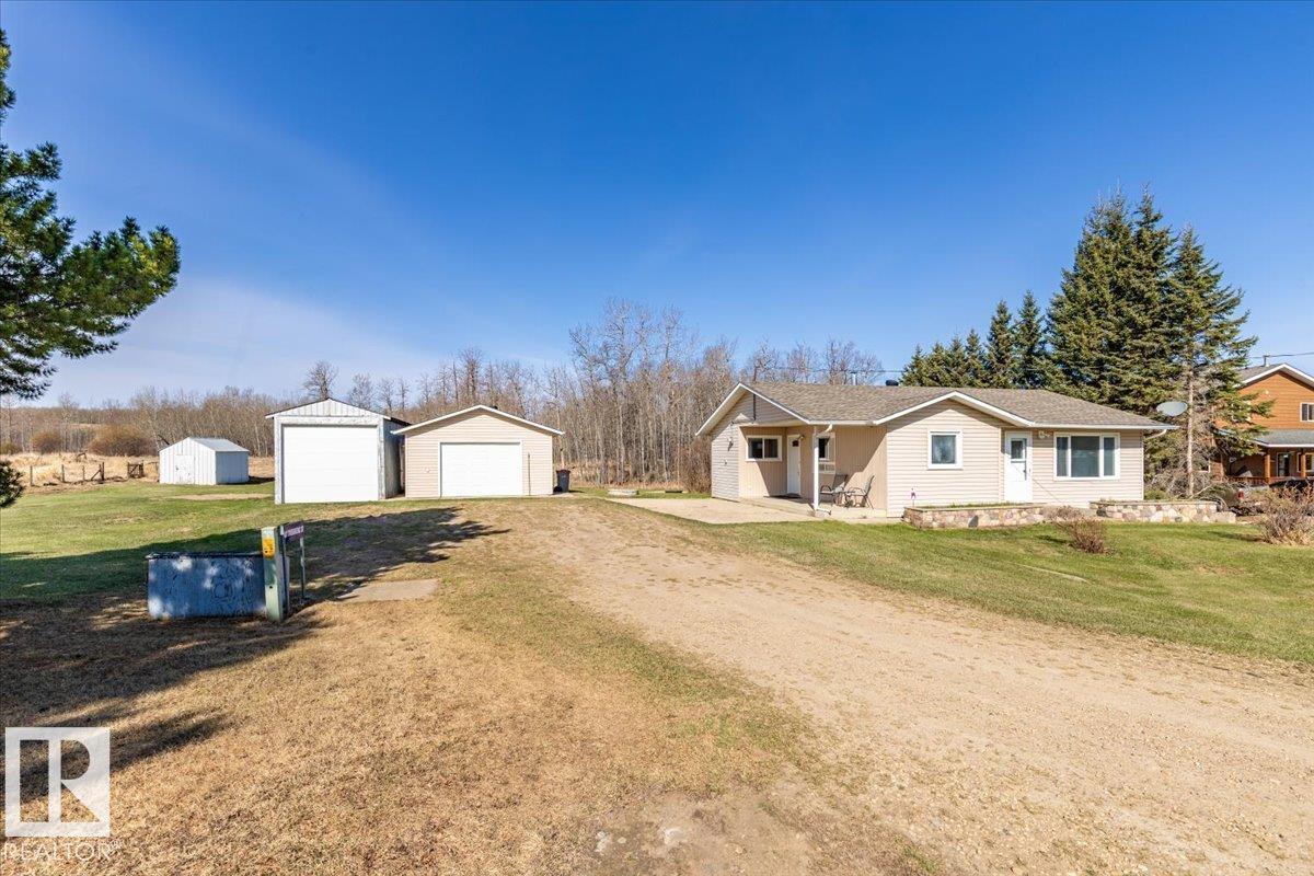 417 Swedberg St, Rural Wetaskiwin County, Alberta T0C 2V0 - Photo 2 - E4486492