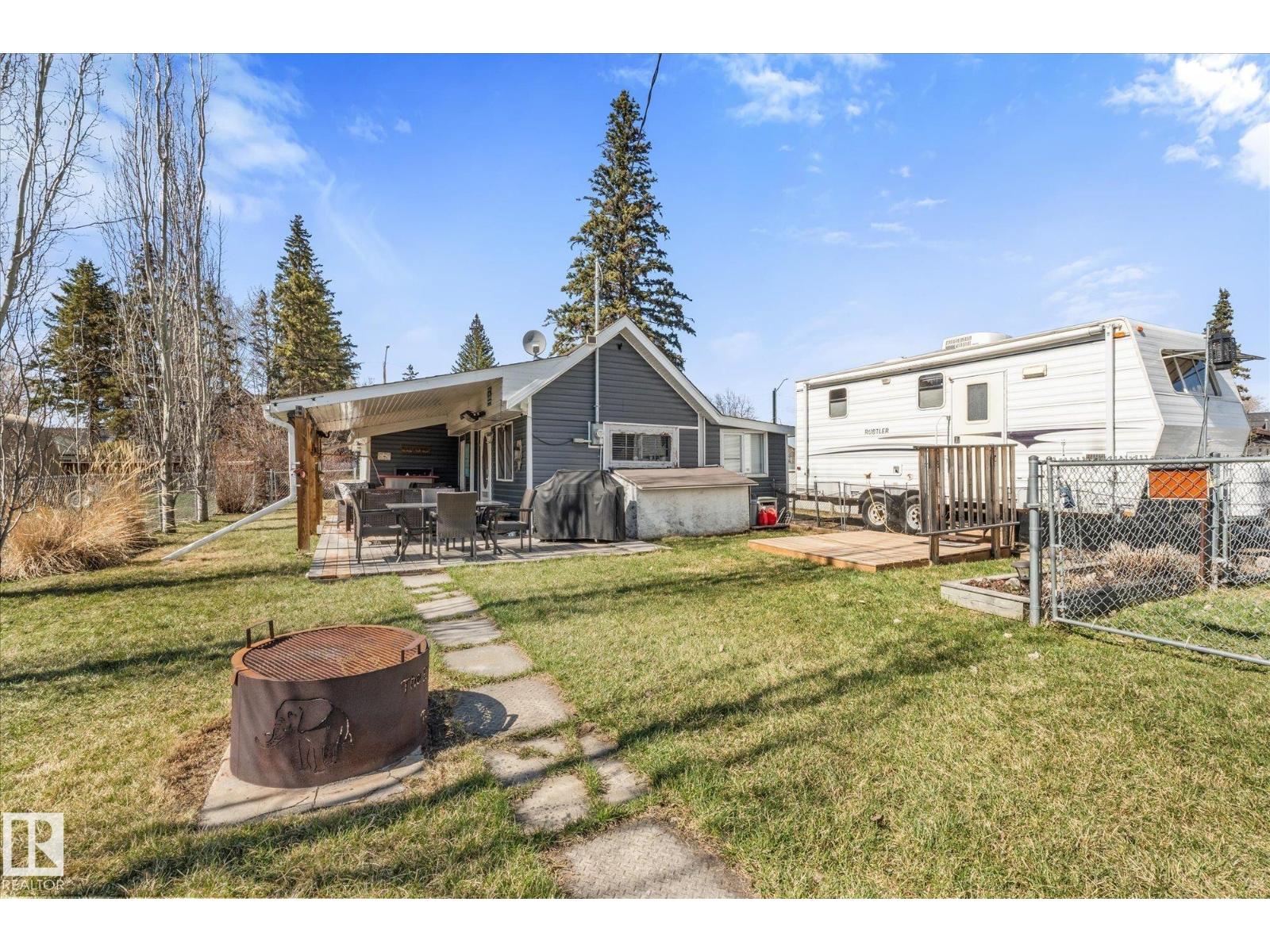 5211 50 Av, Rural Lac Ste. Anne County, Alberta T0E 0A0 - Photo 2 - E4486527