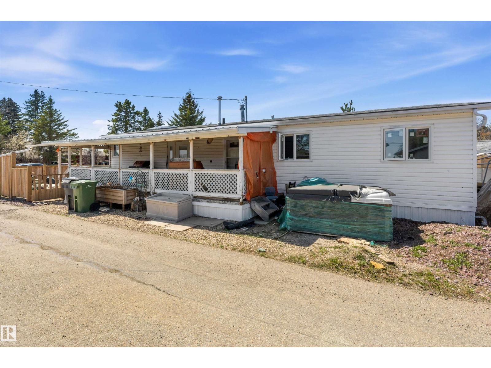 5220 54 Av, Wabamun, Alberta T0E 2K0 - Photo 1 - E4486932