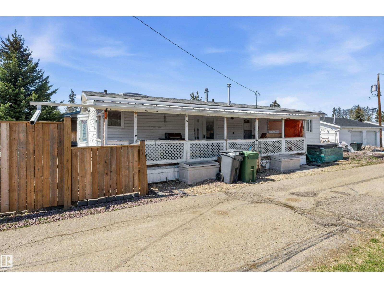 5220 54 Av, Wabamun, Alberta T0E 2K0 - Photo 2 - E4486932