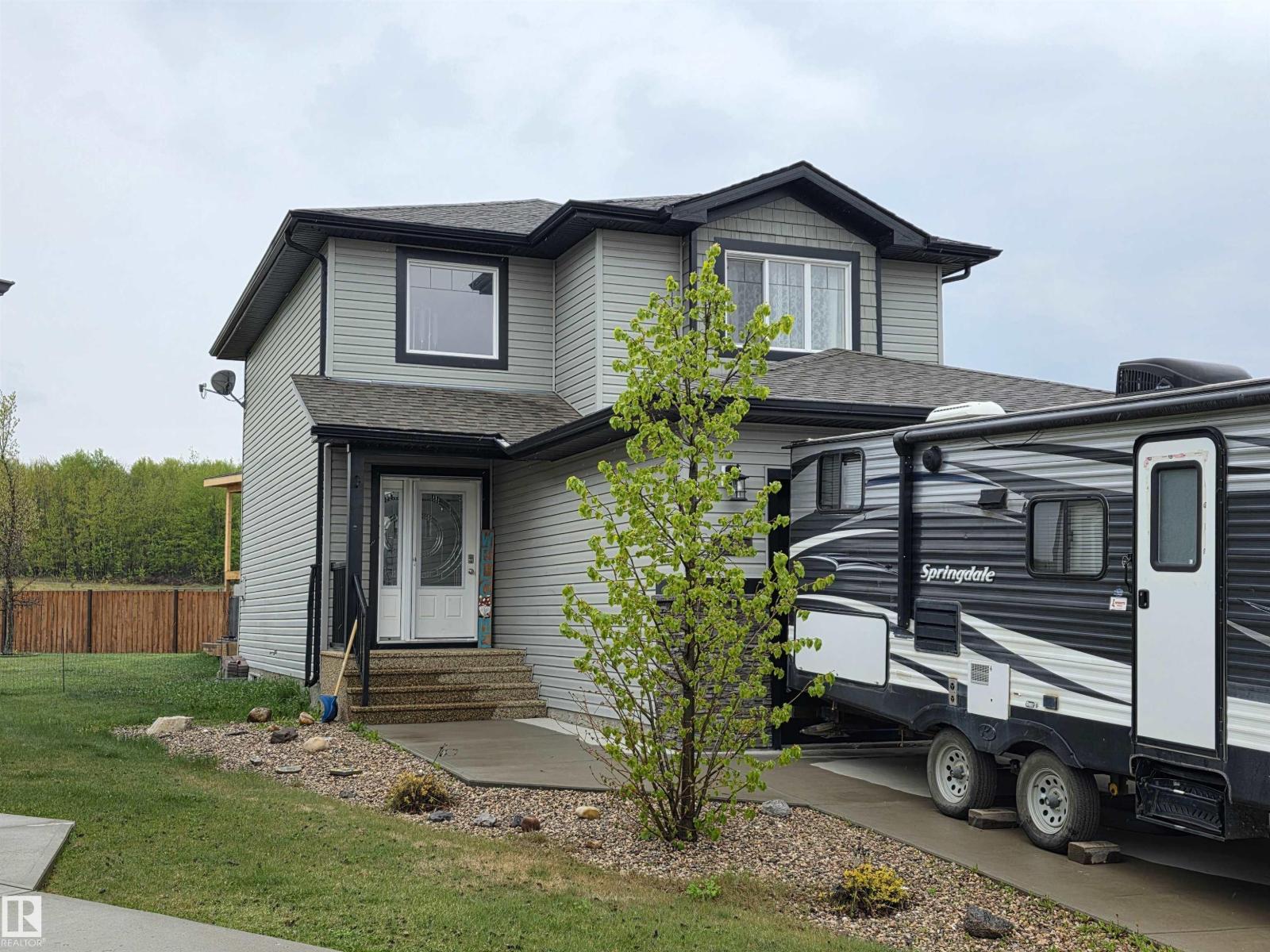 4104 41 St, Drayton Valley, Alberta  T7A 0B4 - Photo 1 - E4486945