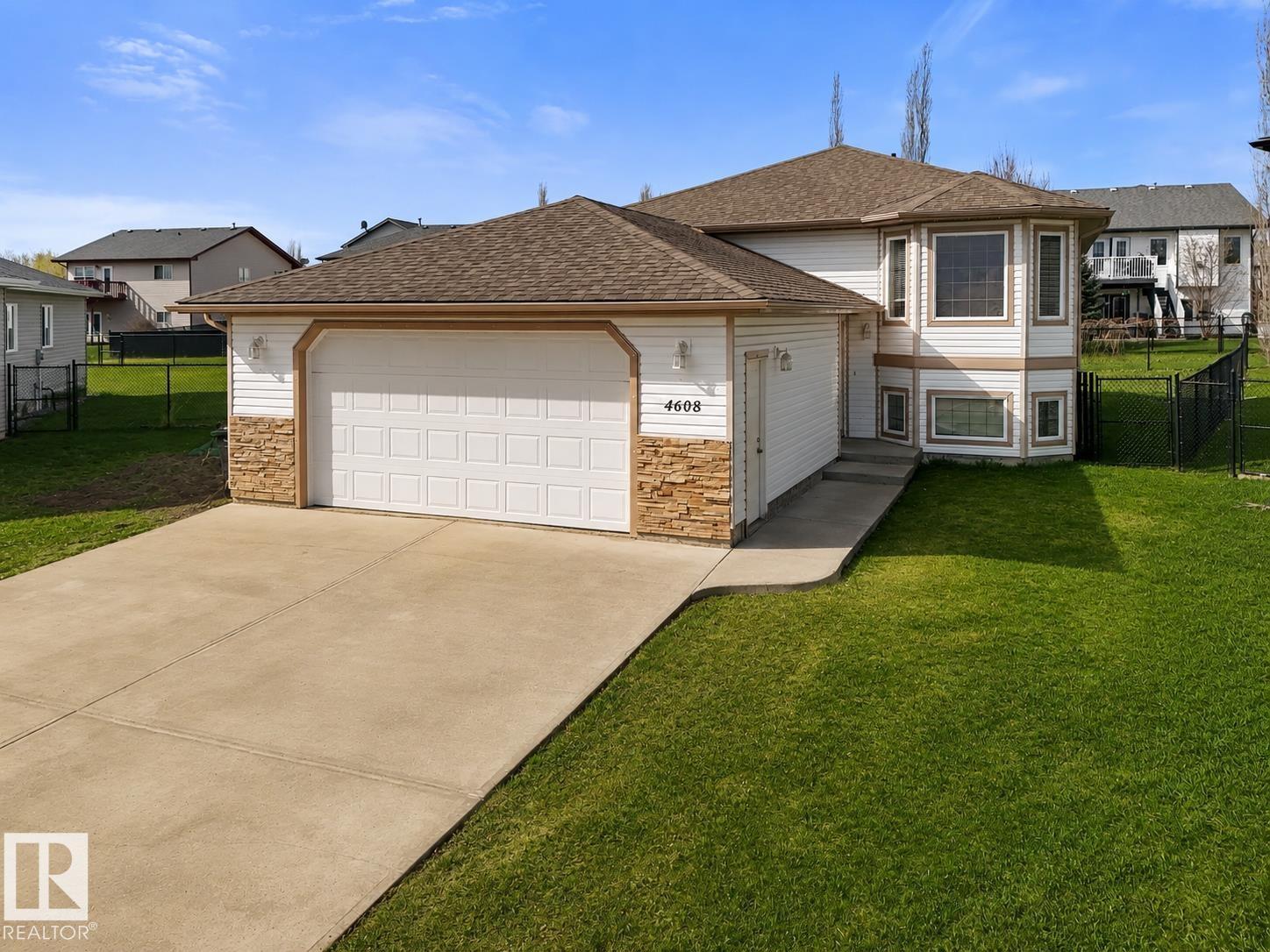 4608 39 St, Drayton Valley, Alberta  T7A 0A8 - Photo 1 - E4487034