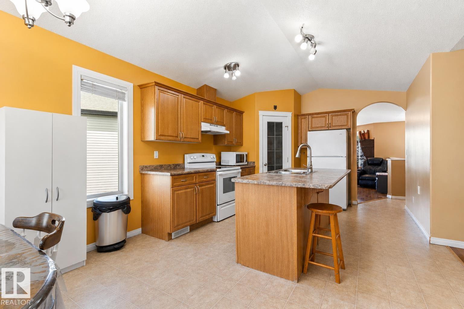 4608 39 St, Drayton Valley, Alberta  T7A 0A8 - Photo 11 - E4487034