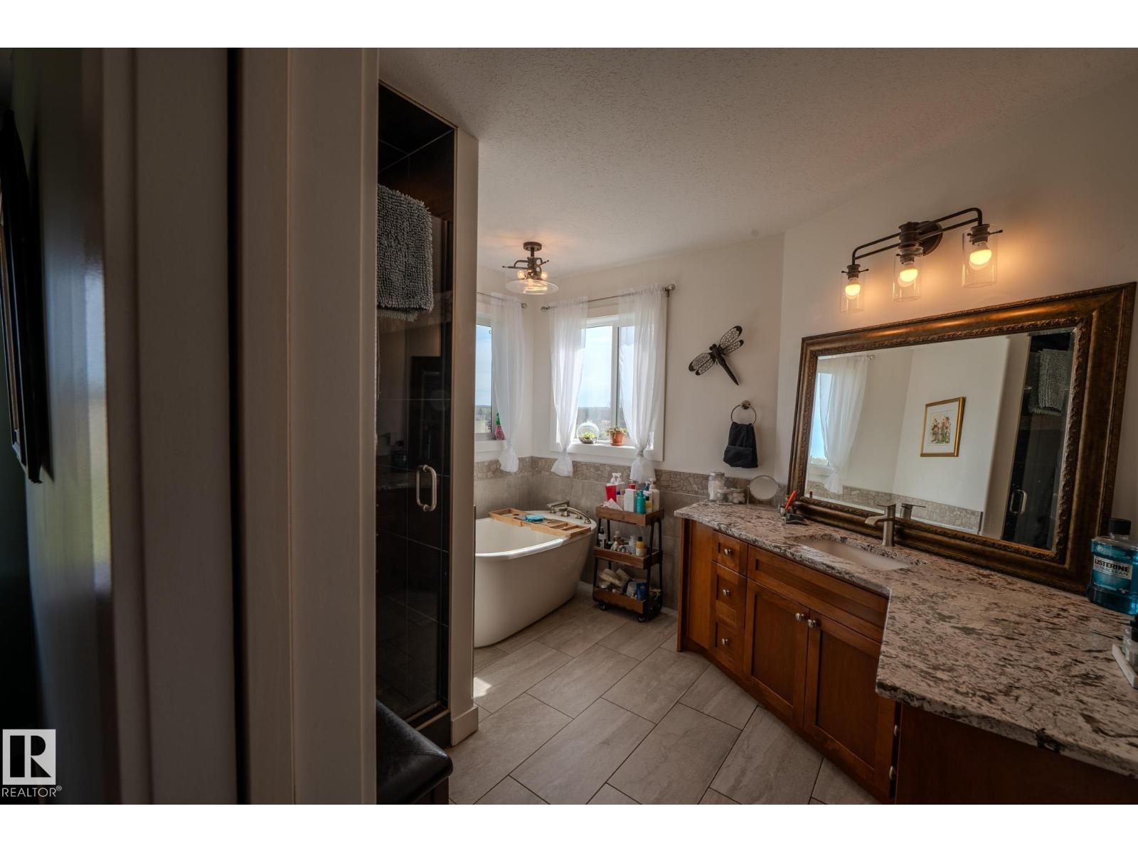 2208 Twp Road 534, Rural Lac Ste. Anne County, Alberta  T0E 1V0 - Photo 10 - E4487091