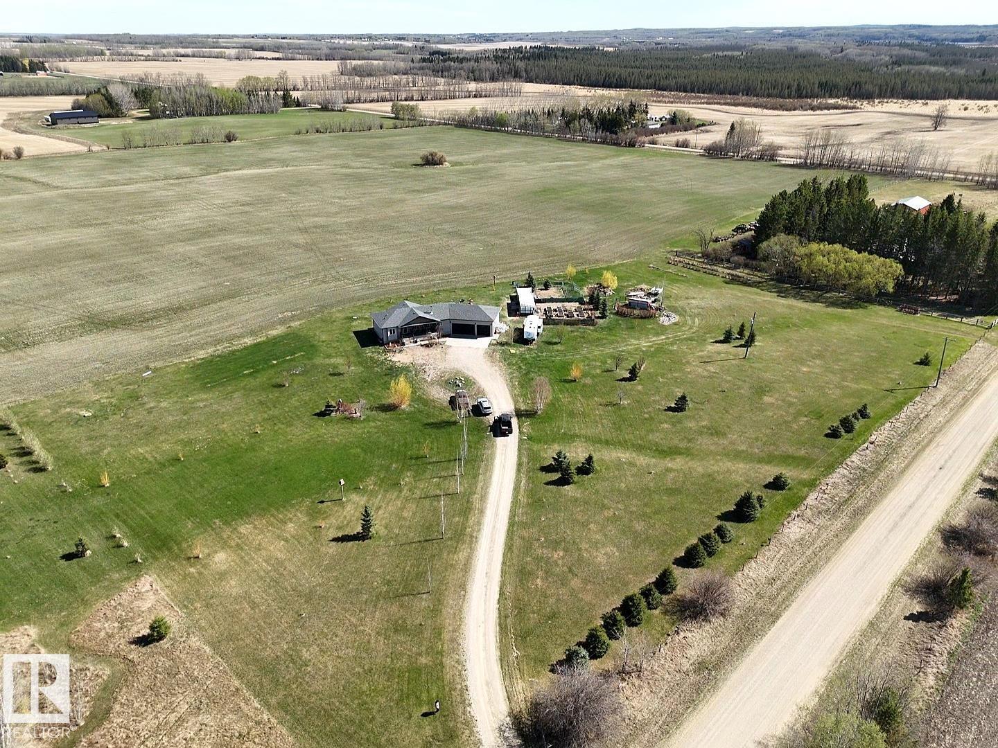 2208 Twp Road 534, Rural Lac Ste. Anne County, Alberta  T0E 1V0 - Photo 27 - E4487091
