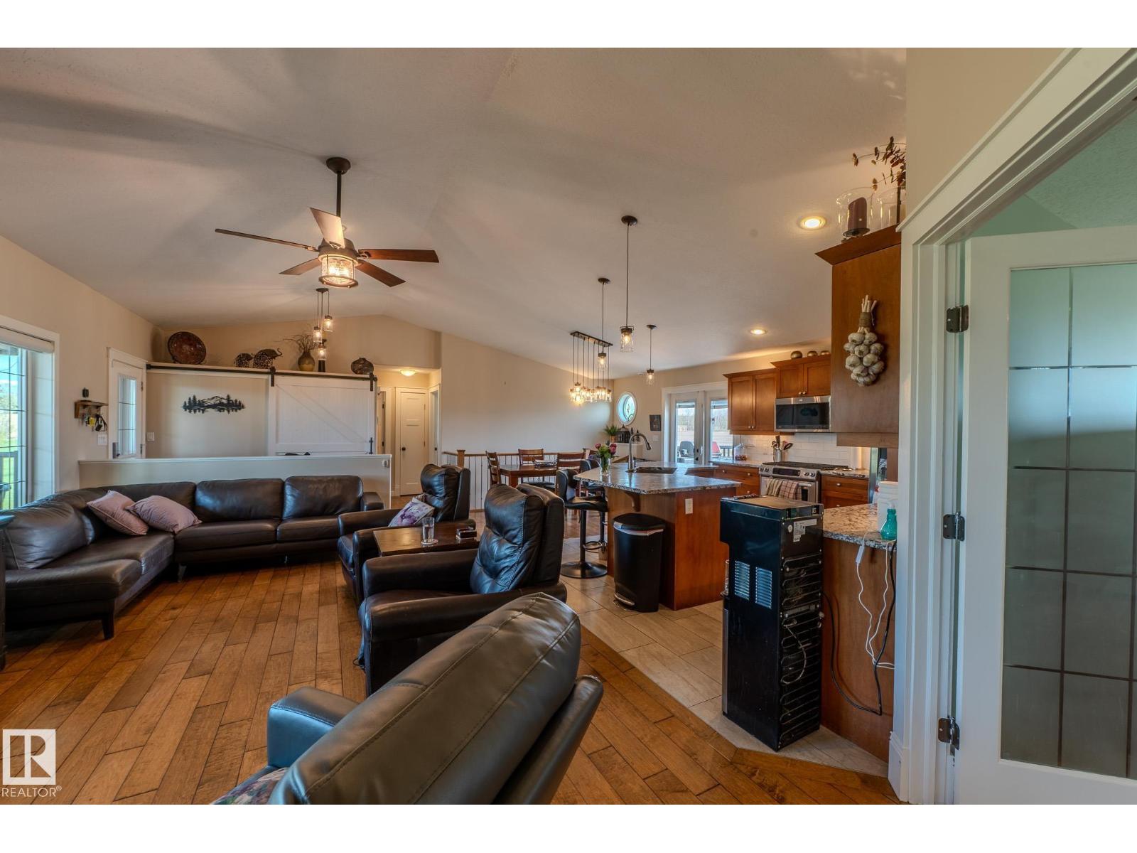 2208 Twp Road 534, Rural Lac Ste. Anne County, Alberta  T0E 1V0 - Photo 7 - E4487091
