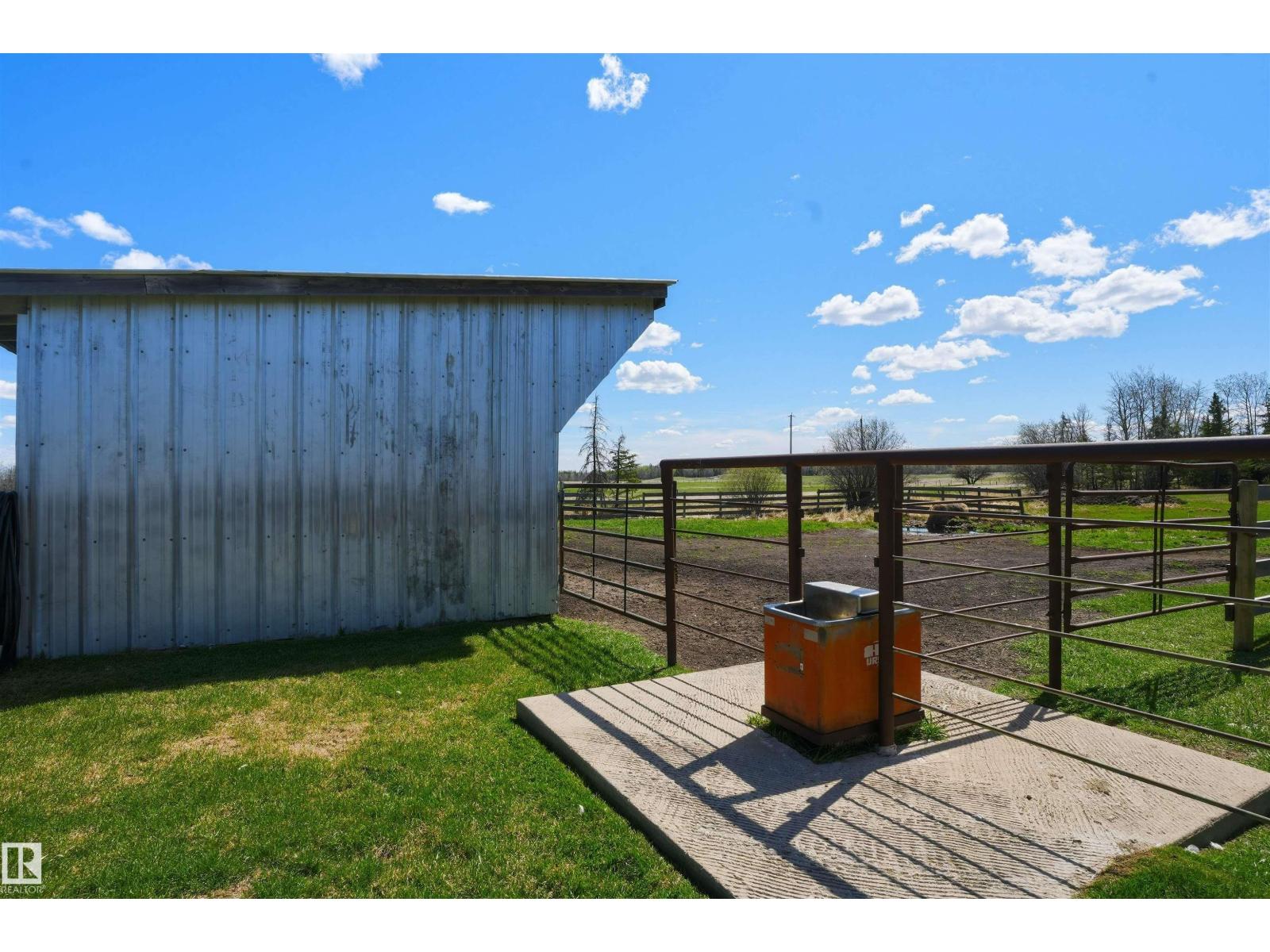3003 Twp Road 562, Rural Lac Ste. Anne County, Alberta T0E 1V0 - Photo 43 - E4487145