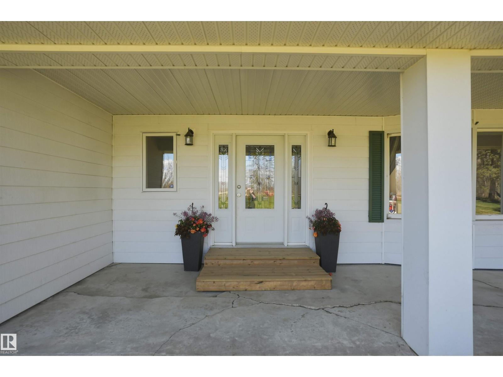 3003 Twp Road 562, Rural Lac Ste. Anne County, Alberta T0E 1V0 - Photo 4 - E4487169