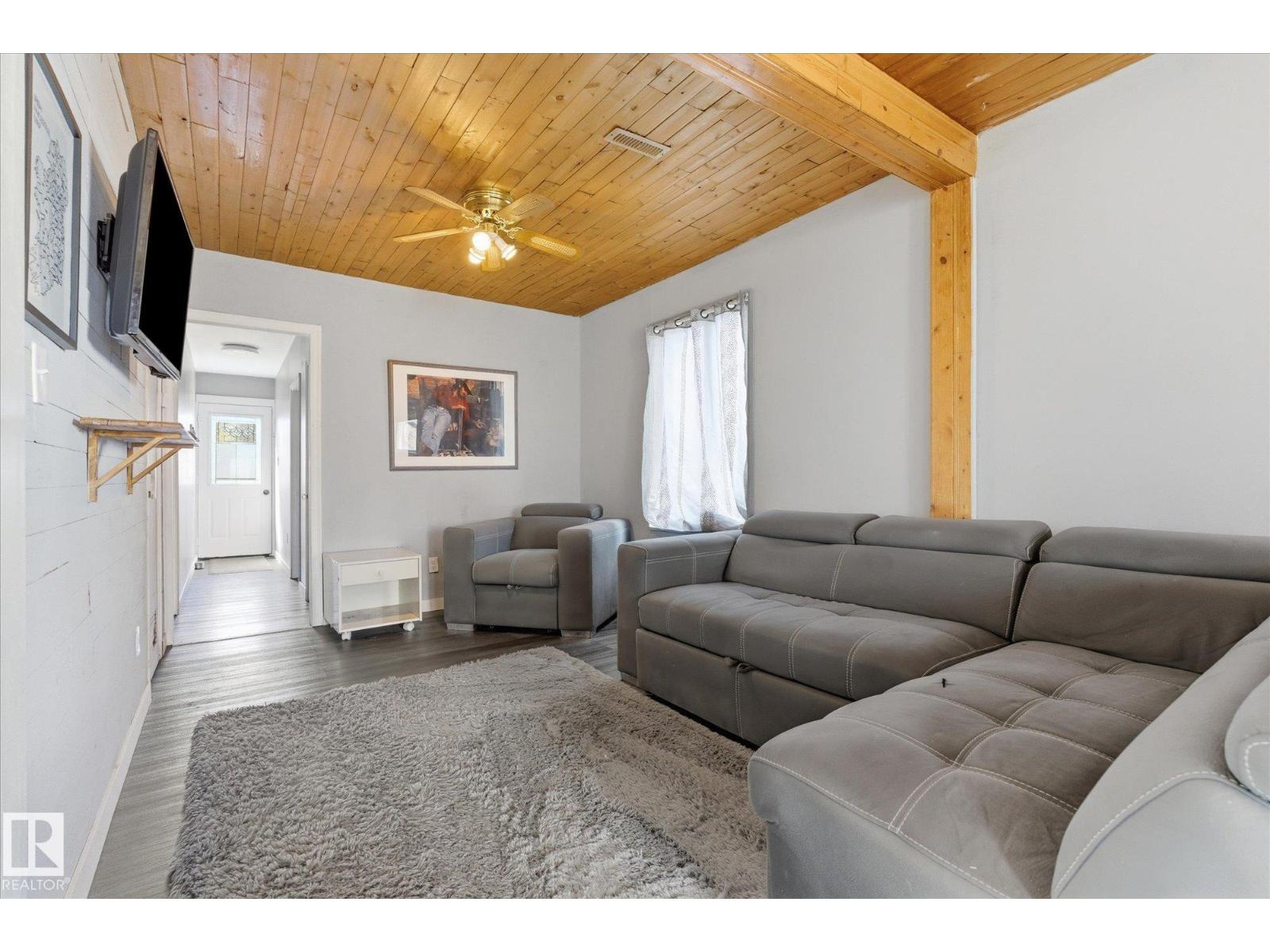 4812 59 St, Rural Lac Ste. Anne County, Alberta  T0E 0A0 - Photo 13 - E4487177