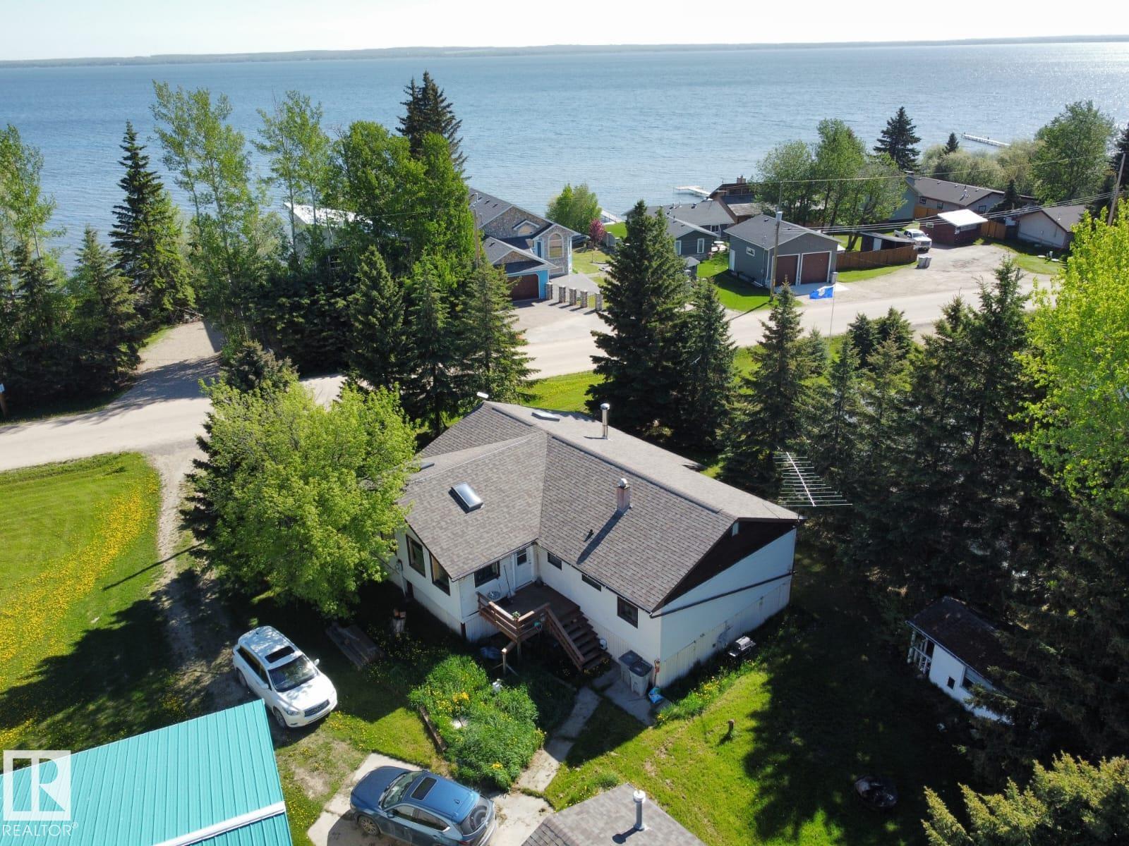 26 Lakeshore Dr, Rural Wetaskiwin County, Alberta  T0C 2V0 - Photo 3 - E4487327