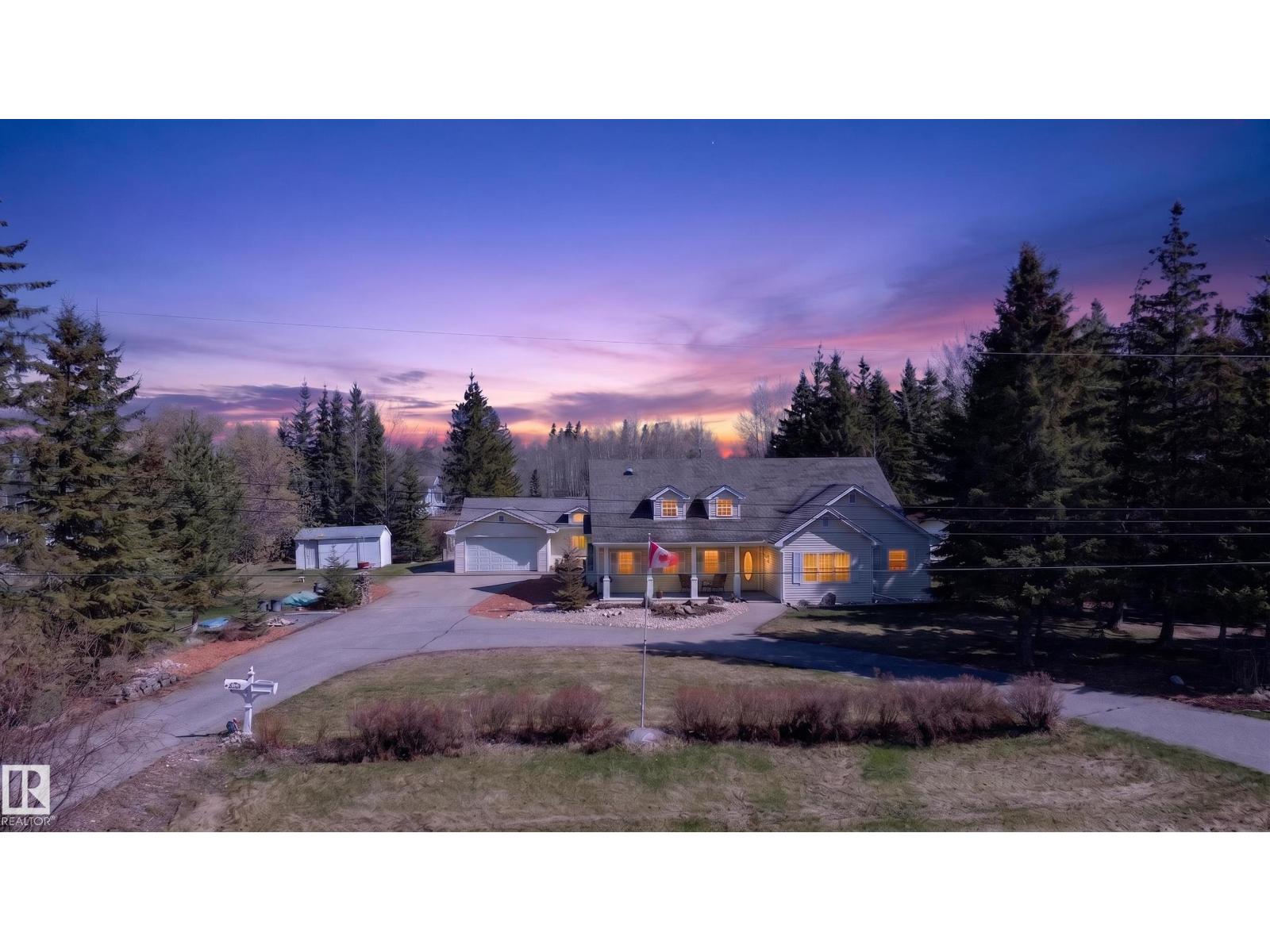 4924 48a Av, Rural Lac Ste. Anne County, Alberta T0E 0A0 - Photo 1 - E4487374