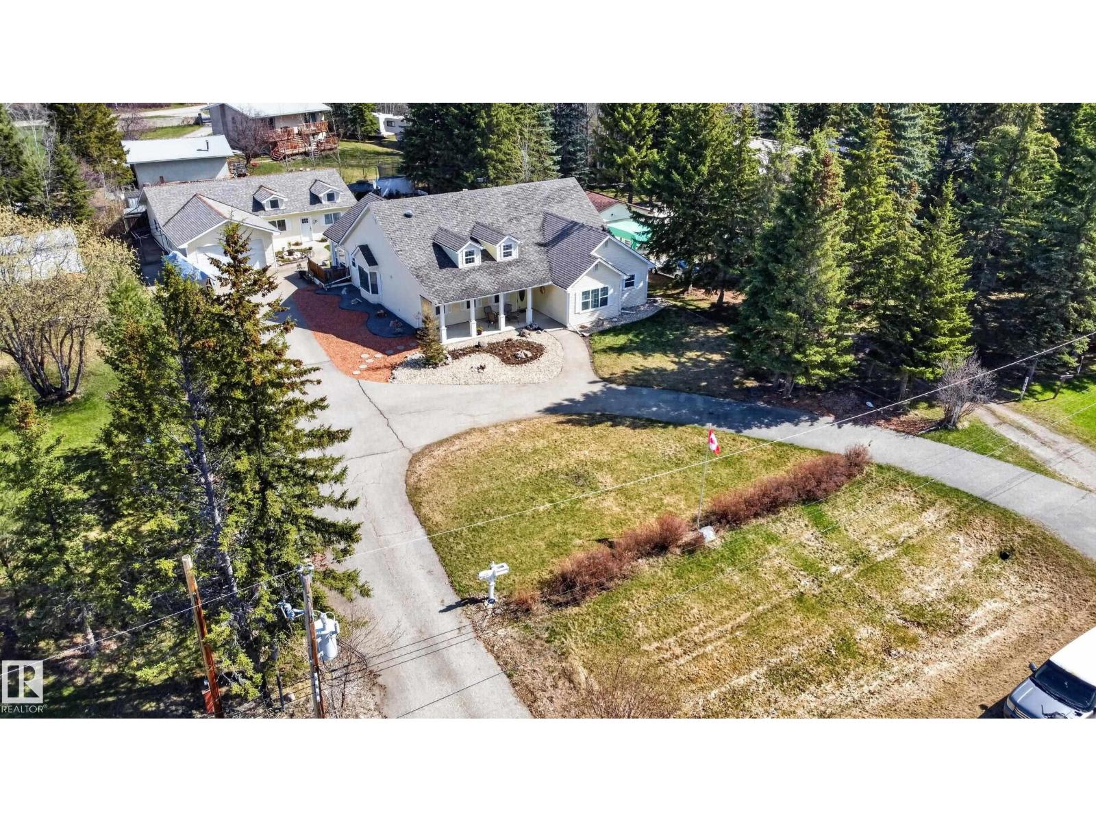 4924 48a Av, Rural Lac Ste. Anne County, Alberta T0E 0A0 - Photo 4 - E4487374