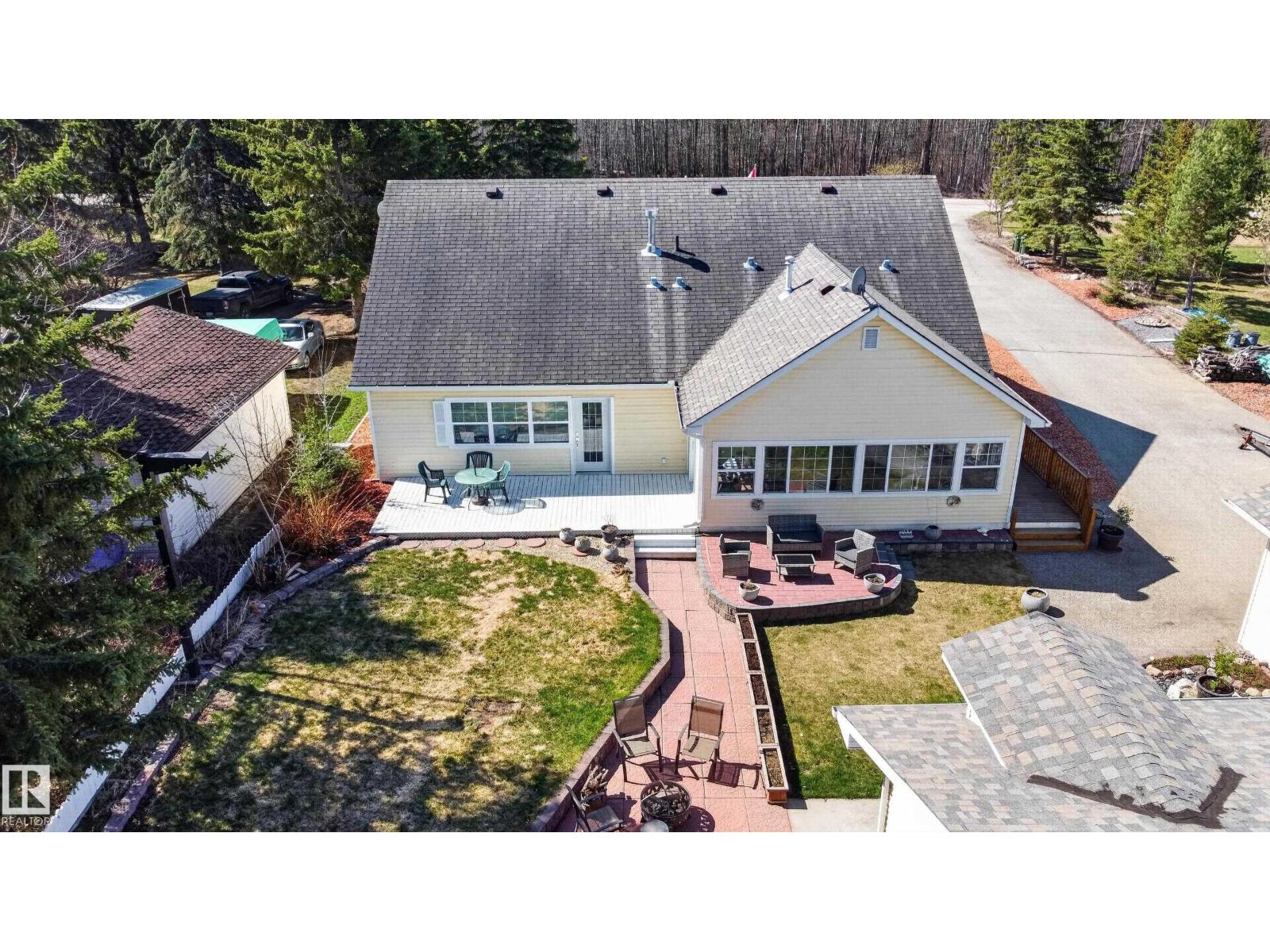 4924 48a Av, Rural Lac Ste. Anne County, Alberta T0E 0A0 - Photo 5 - E4487374