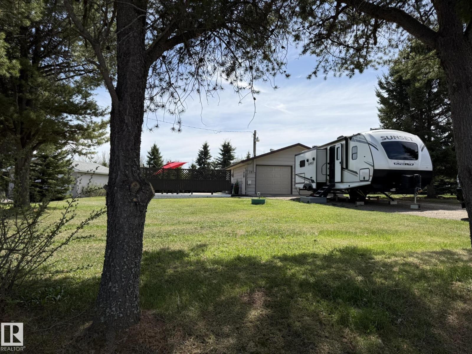 38 Lakeshore Dr, Rural Wetaskiwin County, Alberta T0C 2V0 - Photo 32 - E4487554