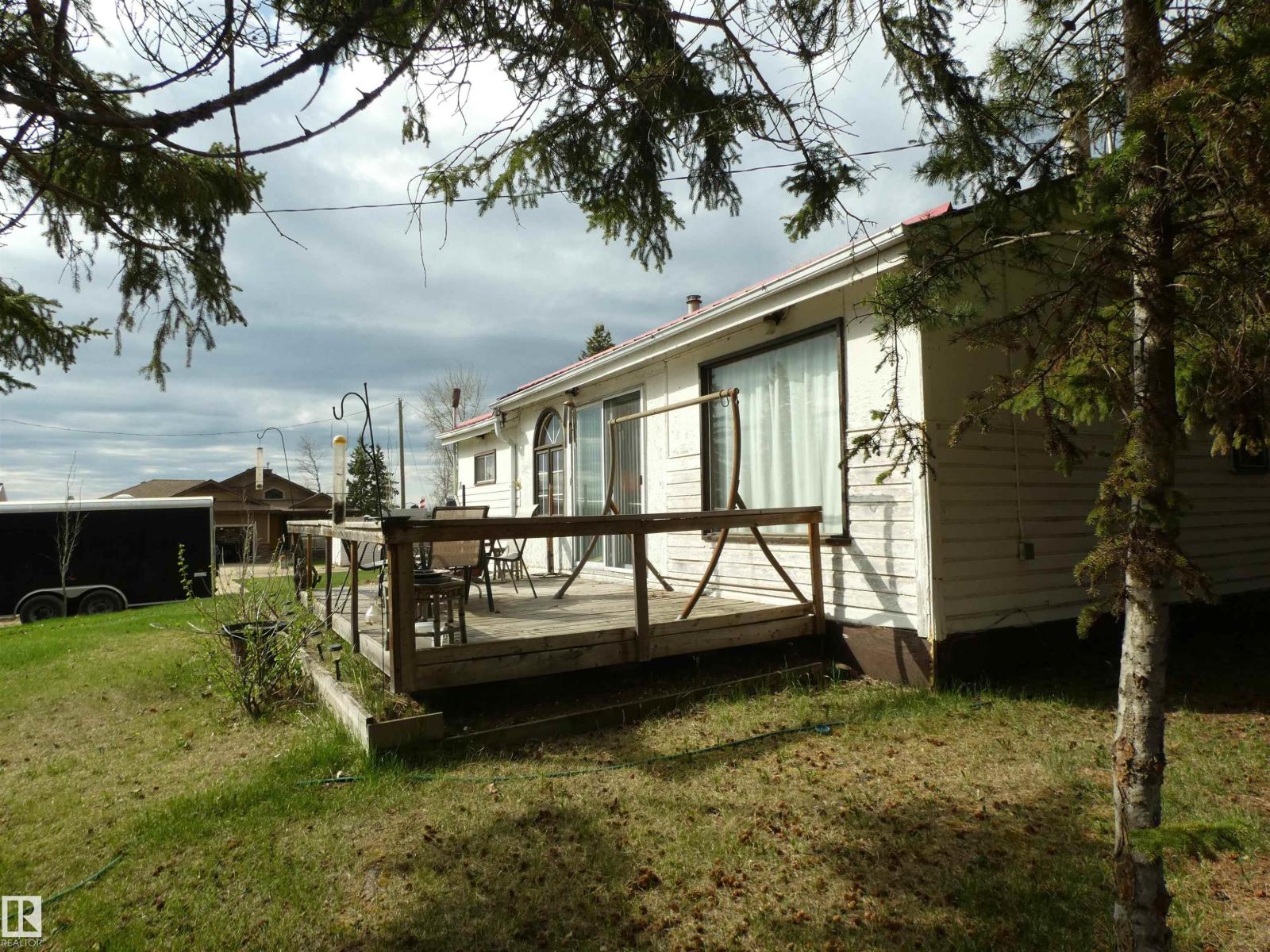706 Meadow Av, Rural Barrhead County, Alberta T0E 1A0 - Photo 12 - E4487555